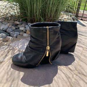 Dolce Vita Joni Fold-over Black Leather Boots Gold
